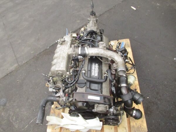 NISSAN SKYLINE RB25DET ENGINE